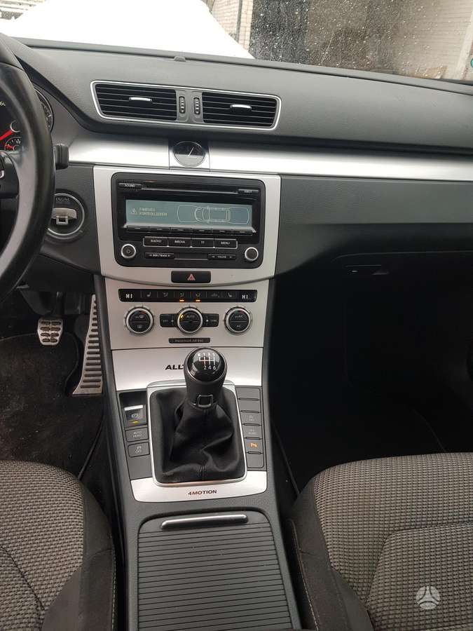Volkswagen Passat Alltrack - 12