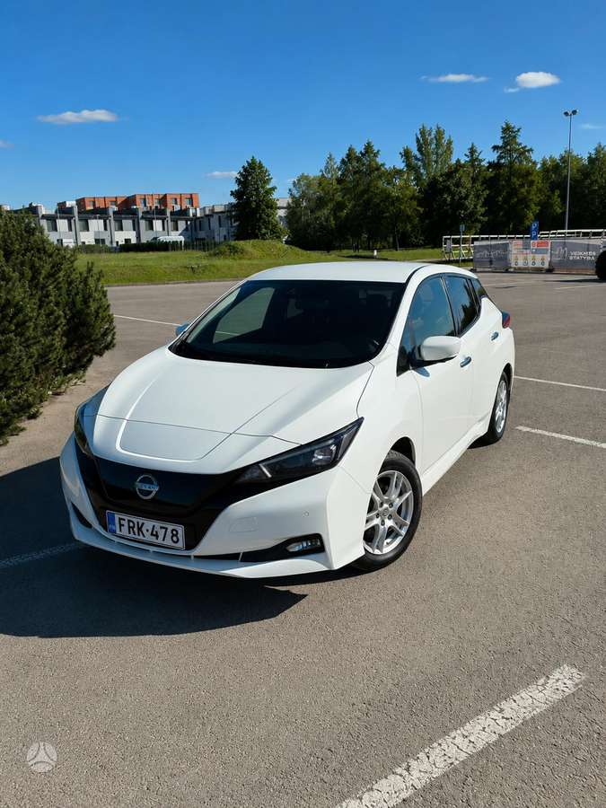 Nissan Leaf, 40 kWh, hatchback