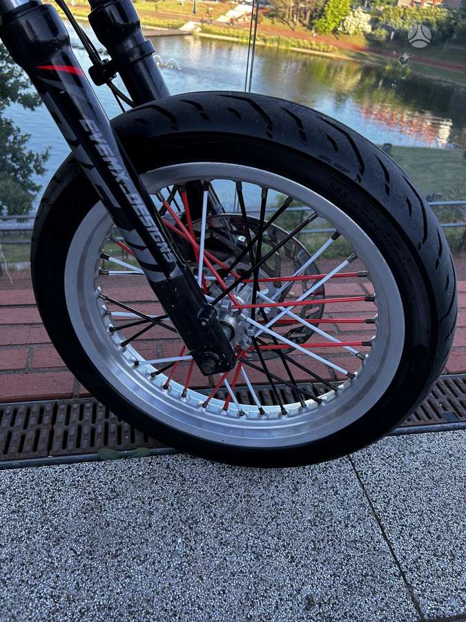 Rieju MRX 50cc, supermoto