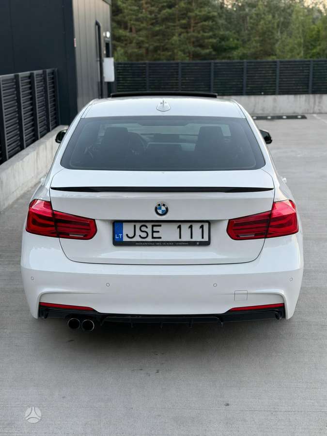BMW 335, 3.0 l., Седан
