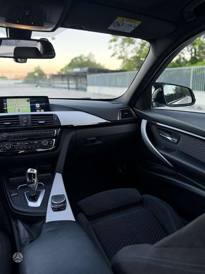 BMW 335, 3.0 l., Седан