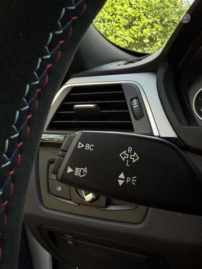 BMW 335, 3.0 l., Седан
