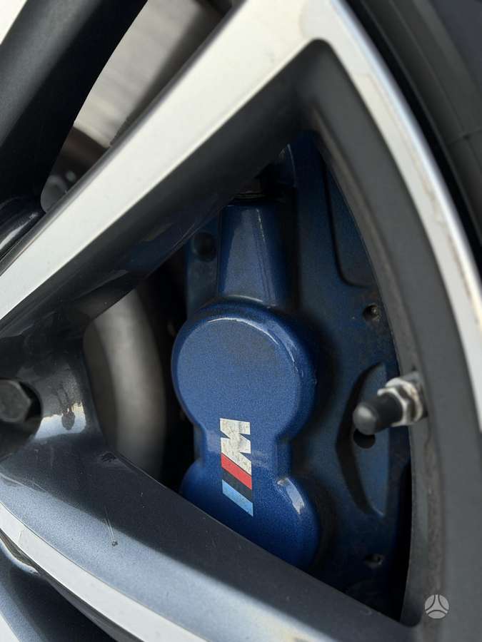 BMW 335, 3.0 l., Седан