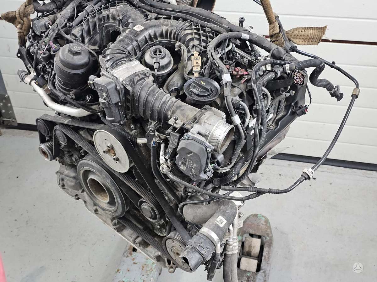 Audi A6, CRT, dzinējs