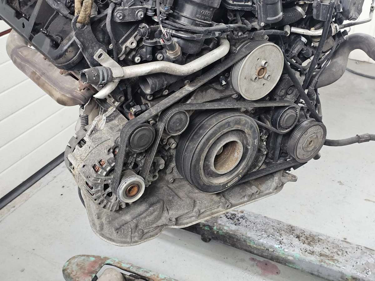 Audi A6, CRT, dzinējs