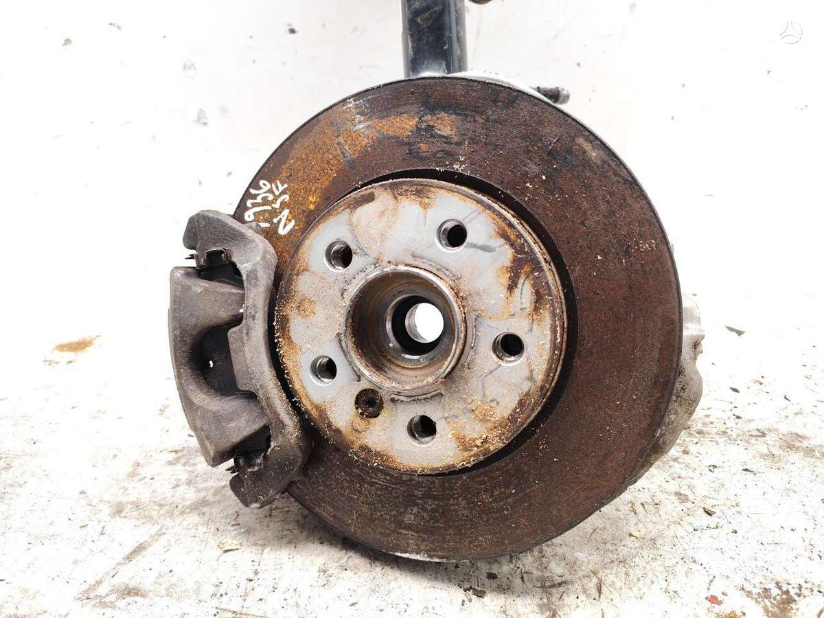 Mini Cooper SE hubs
