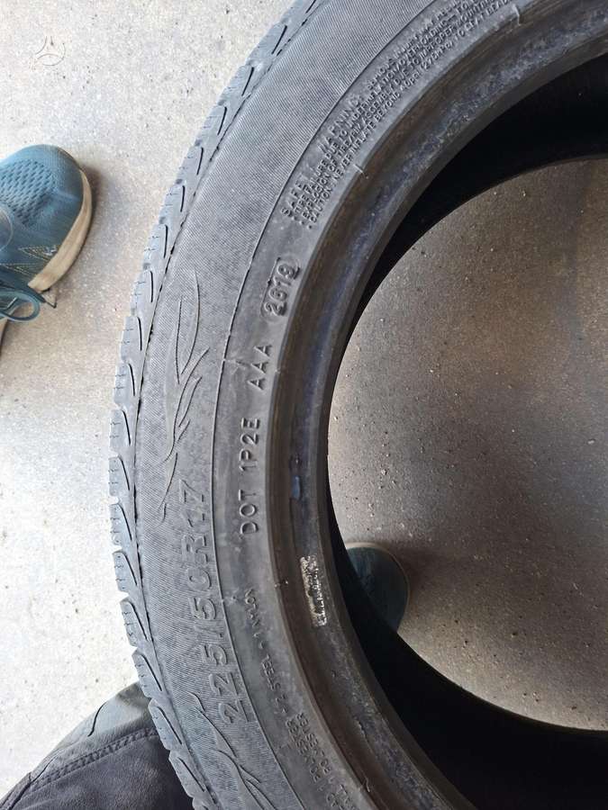Tracmax, all-season 225/50 R17