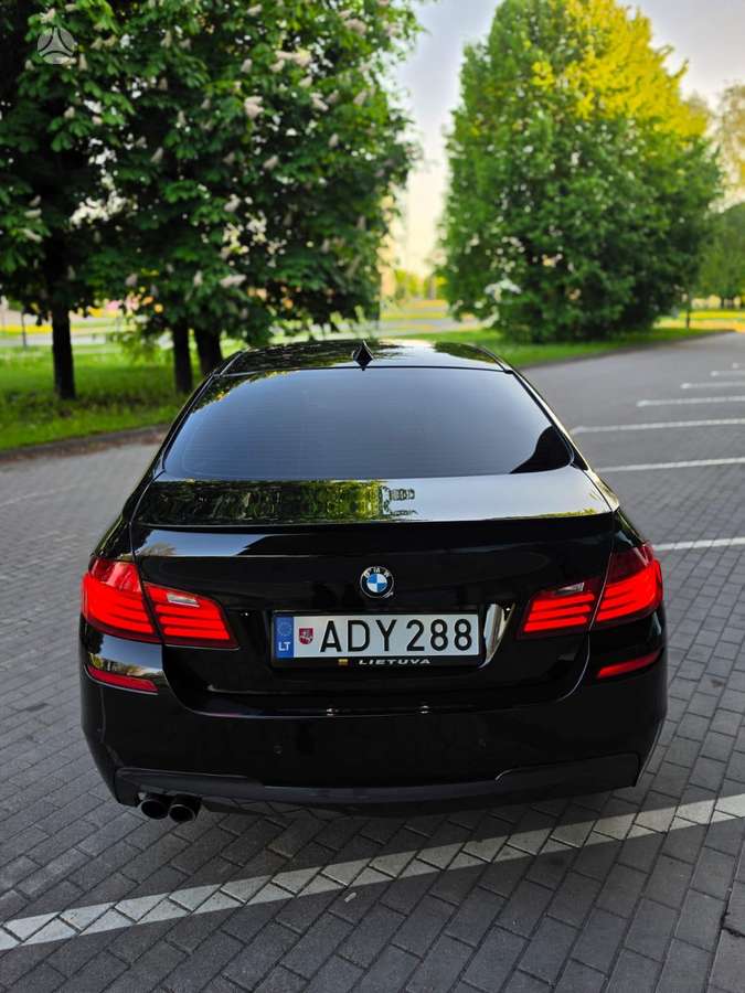 BMW 528, 2.0 l., Седан