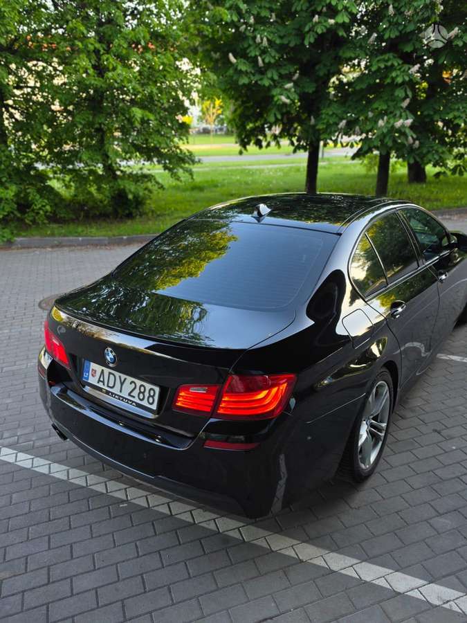 BMW 528, 2.0 l., Седан