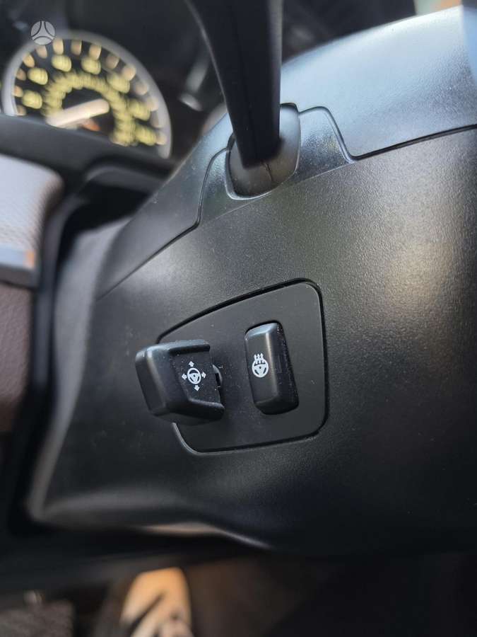 BMW 528, 2.0 l., Седан