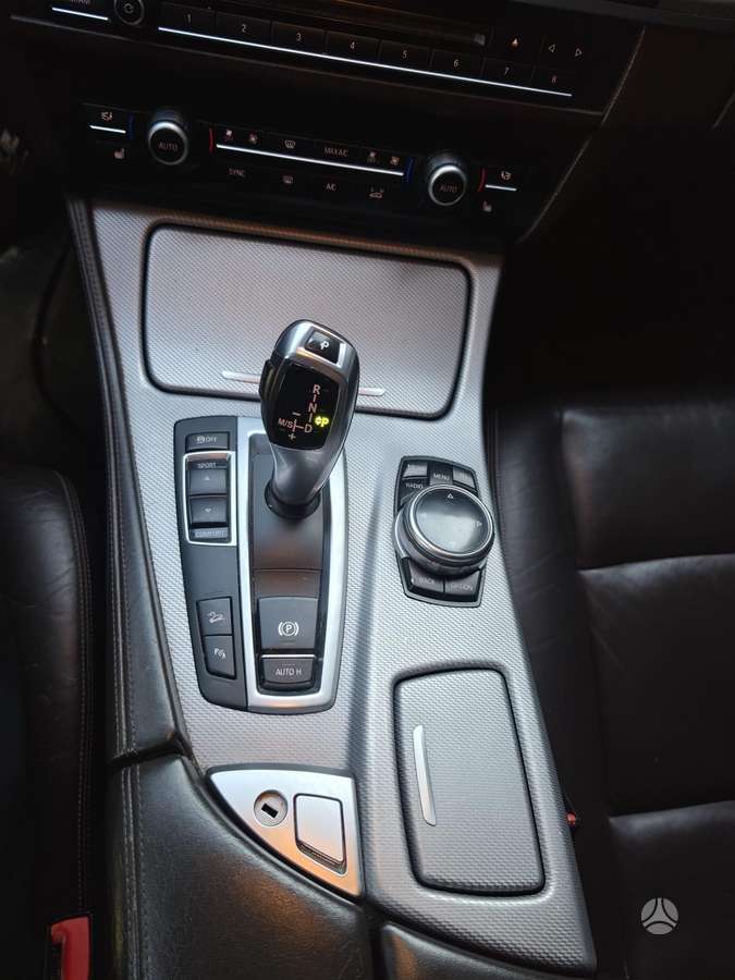BMW 528, 2.0 l., Седан