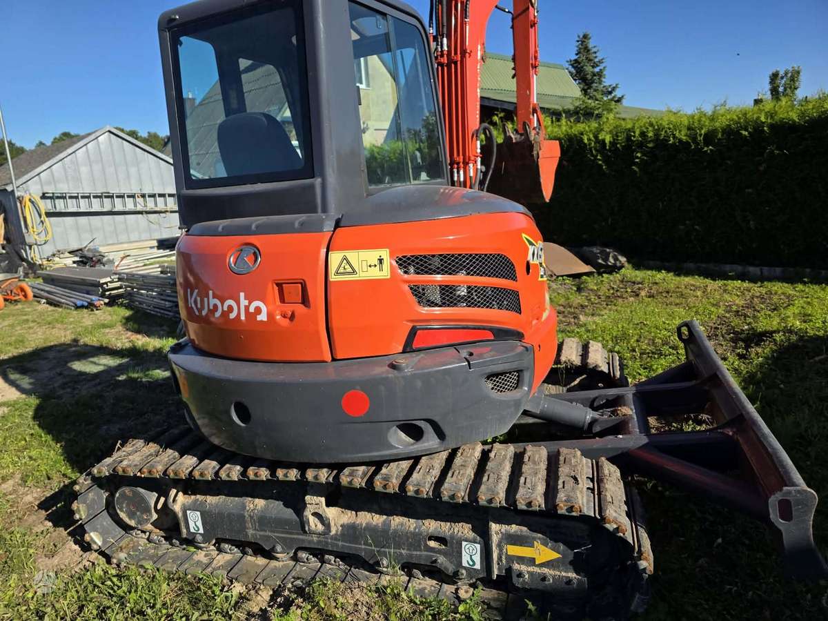 Kubota KX155, excavator