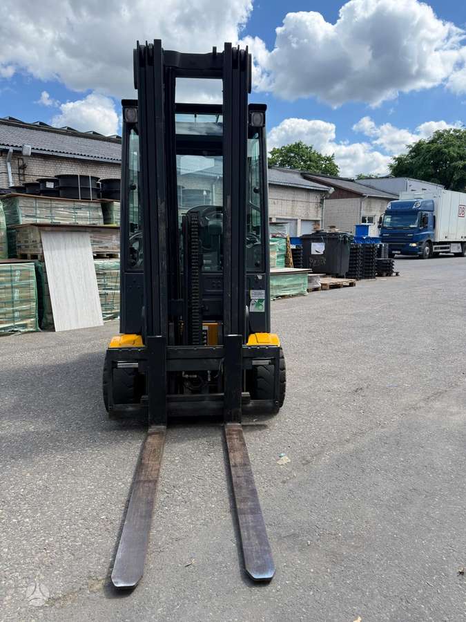 Jungheinrich EFG 320, forklifts