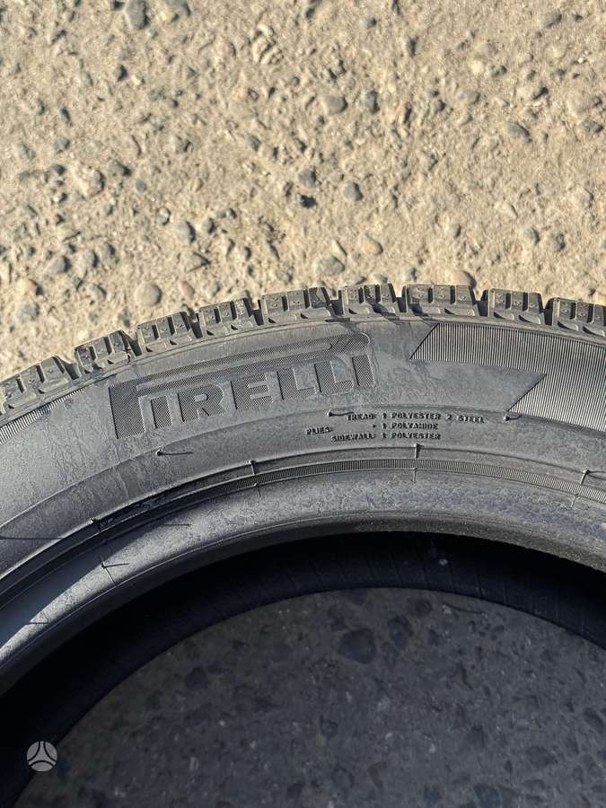 Pirelli Ice Zero F, winter 225/50 R17