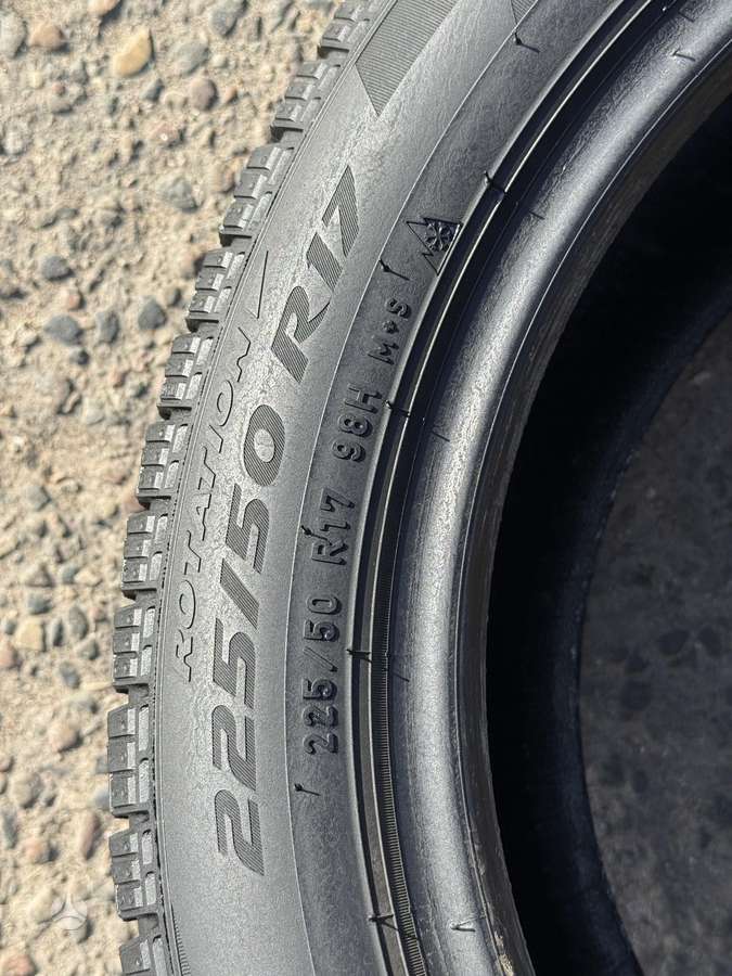 Pirelli Ice Zero F, universalios 225/50 R17
