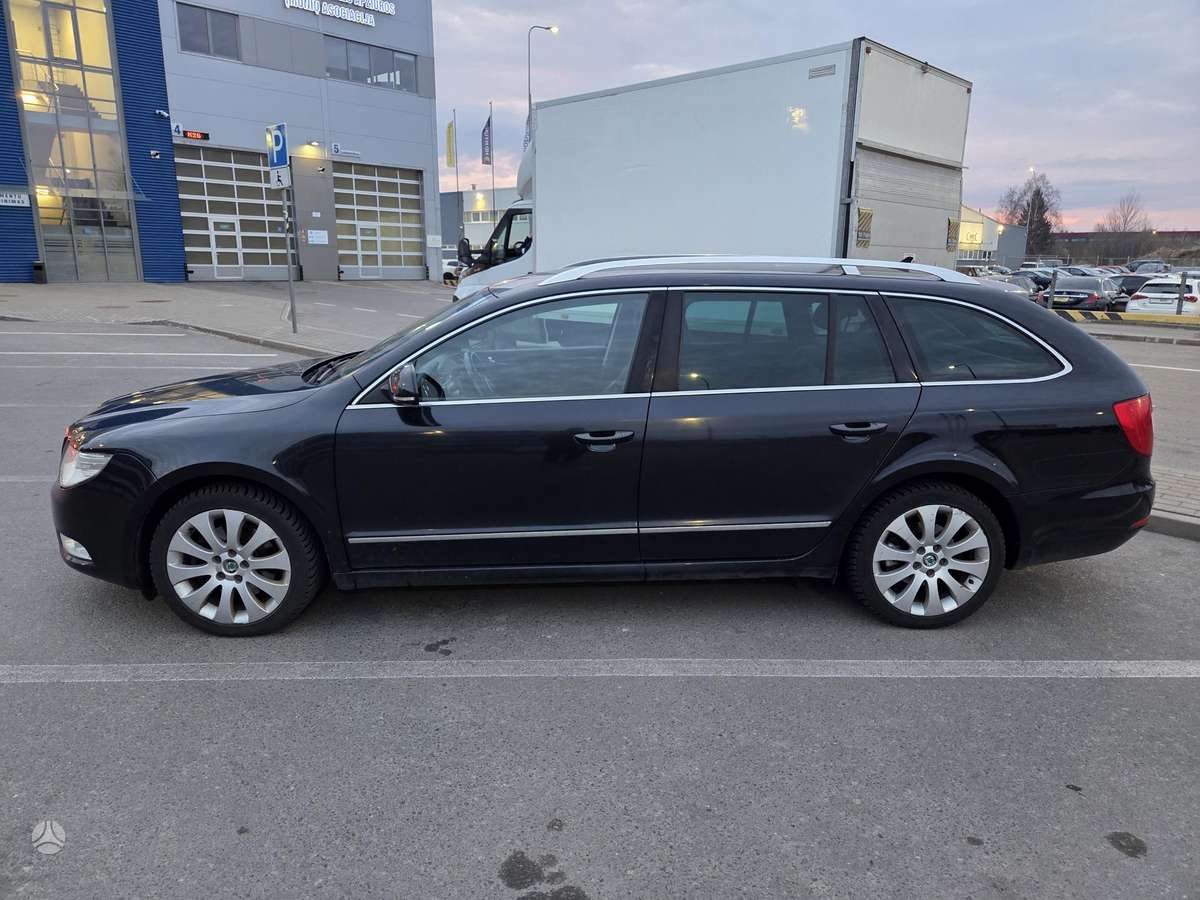 Skoda Superb, 2.0 l., universalas