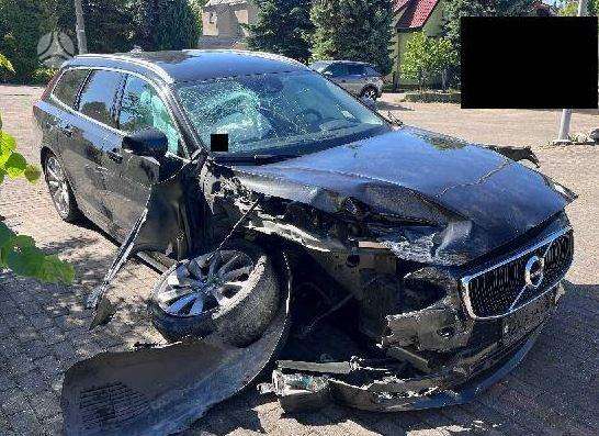 Volvo V90 dalimis