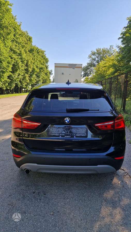 BMW X1, 1.5 l., Минивэн