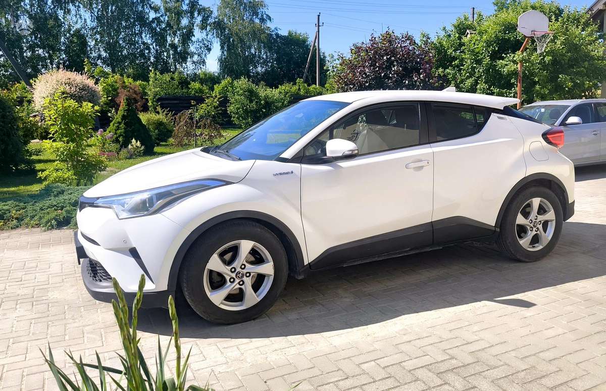 Toyota C-HR - 7