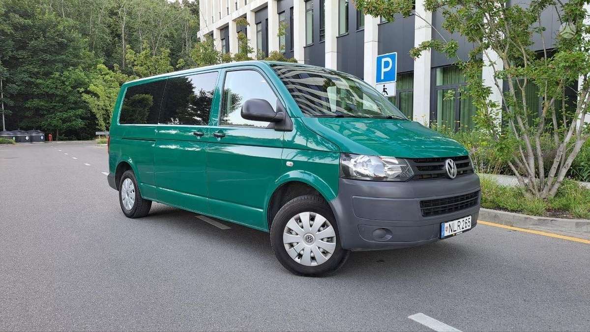 Volkswagen Caravelle - 4
