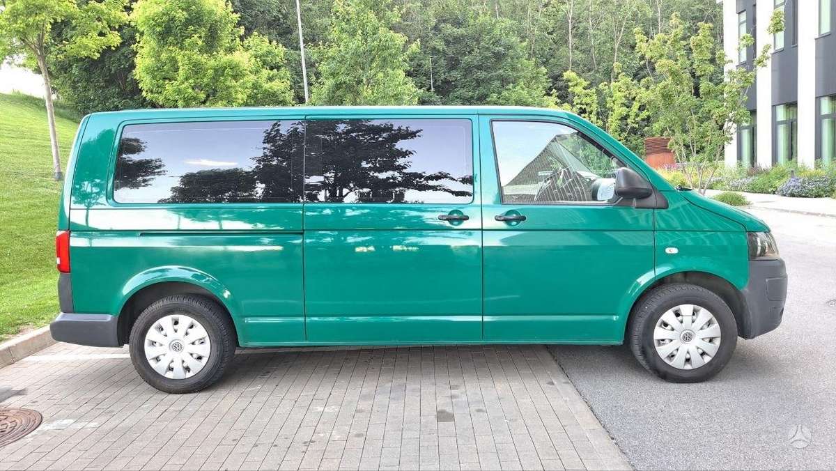 Volkswagen Caravelle - 6