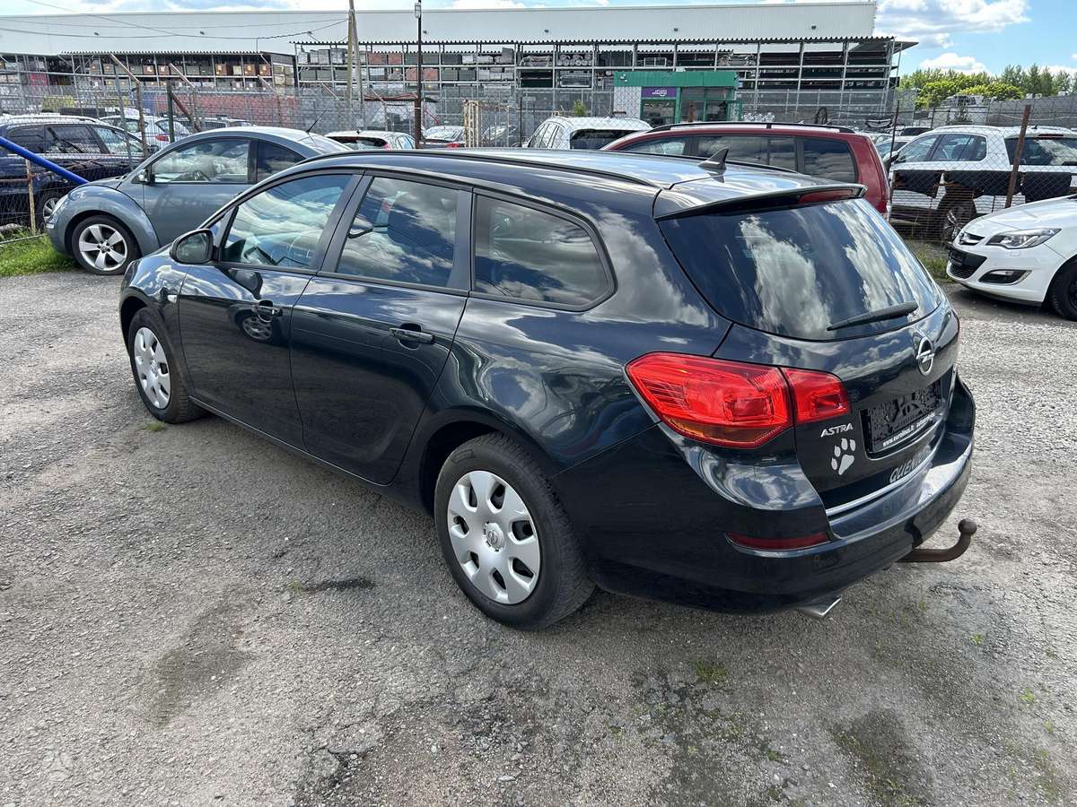 Opel Astra, 2.0 l., Универсал