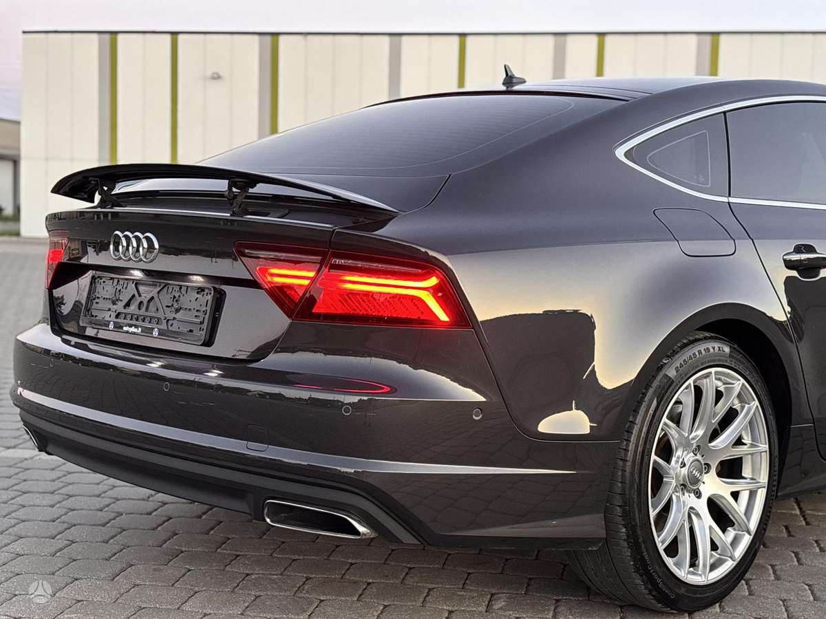 Audi A7, 3.0 l., hatchback