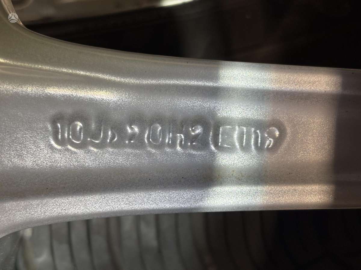 Porsche Macan, lengvojo lydinio, R20