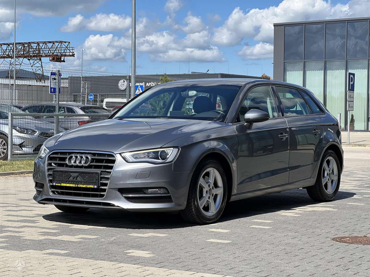 Audi A3, 1.6 l., hatchback