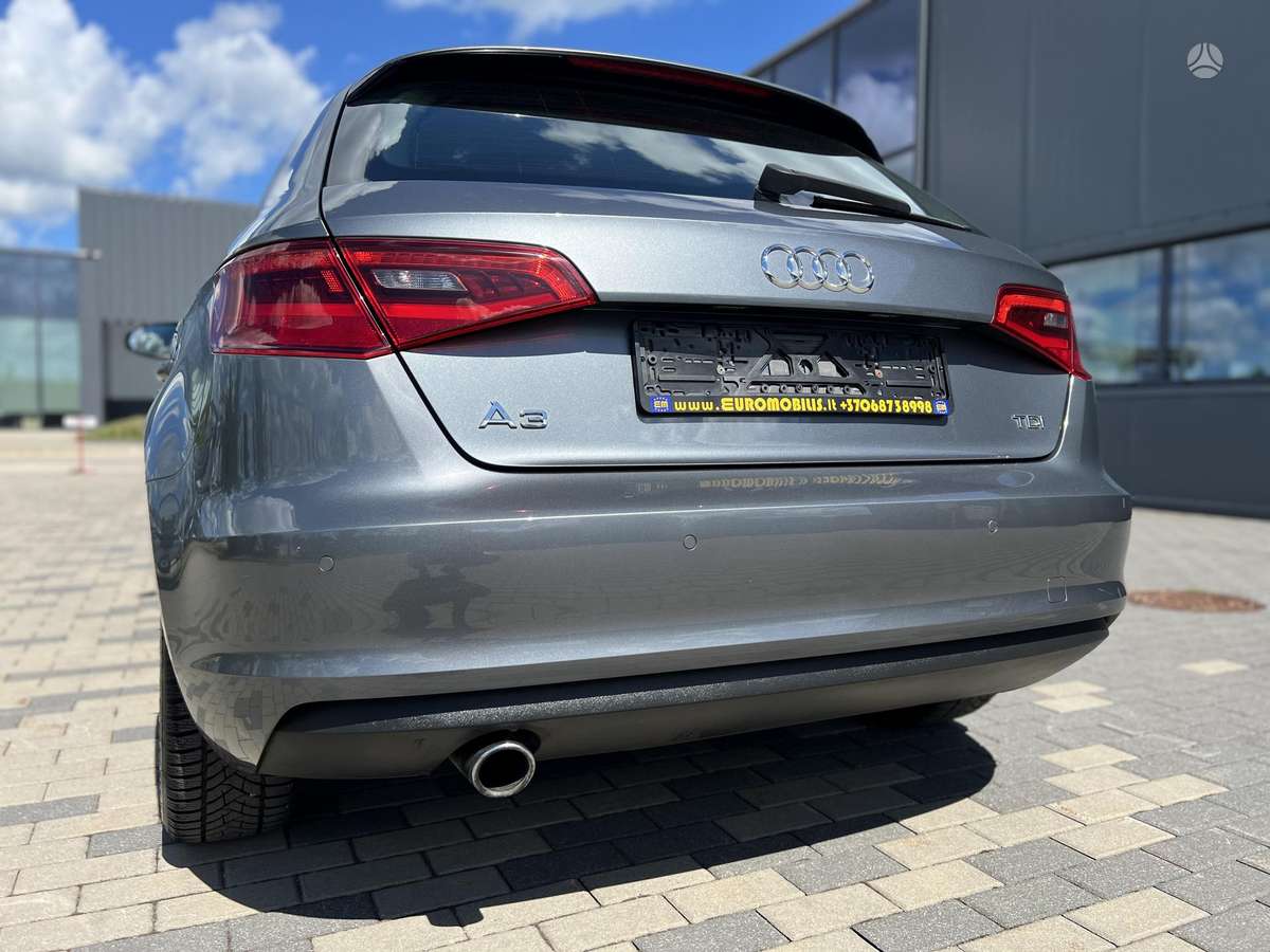 Audi A3, 1.6 l., hatchback