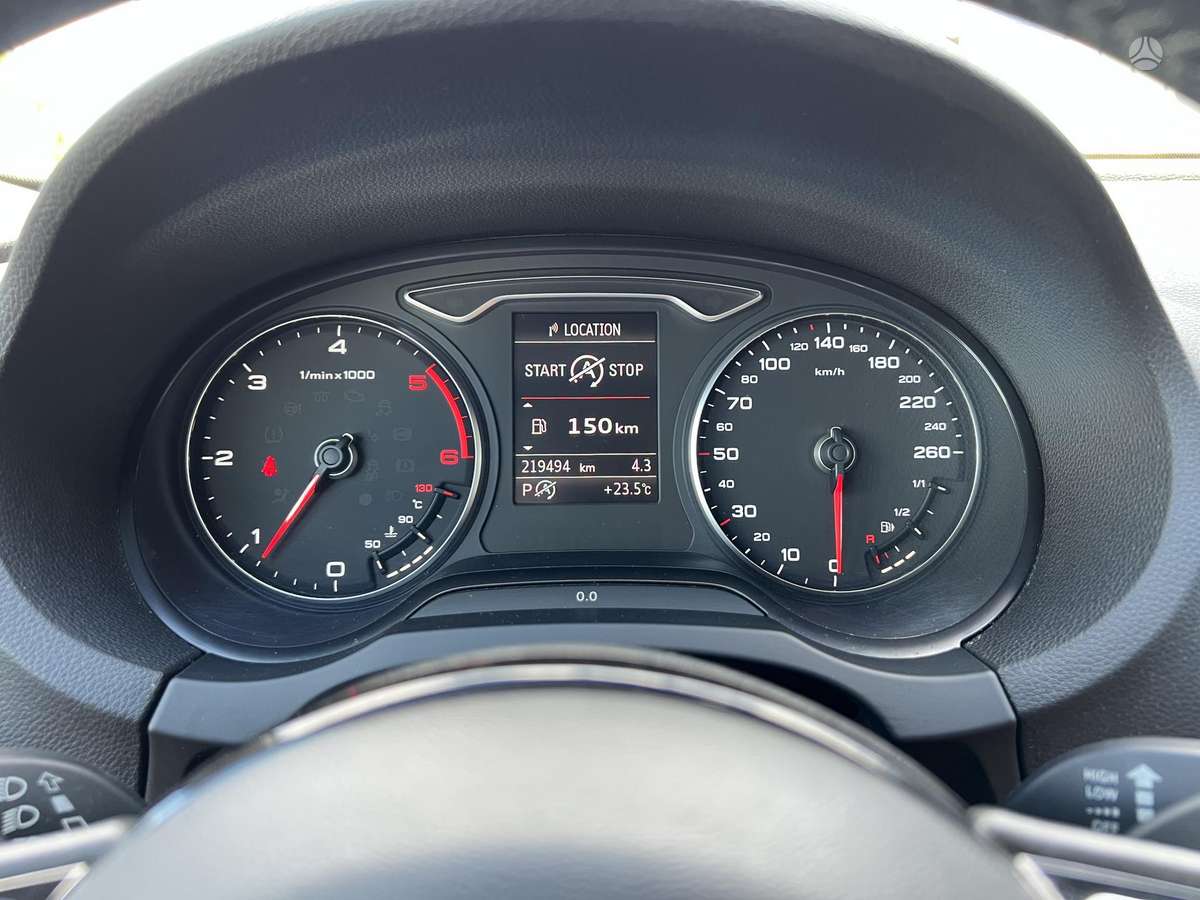 Audi A3, 1.6 l., hatchback