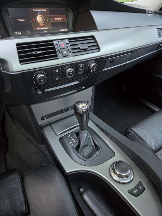 BMW 523, 2.5 l., Седан
