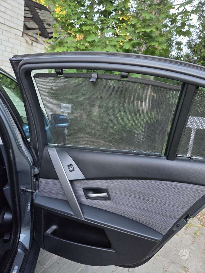 BMW 523, 2.5 l., Седан