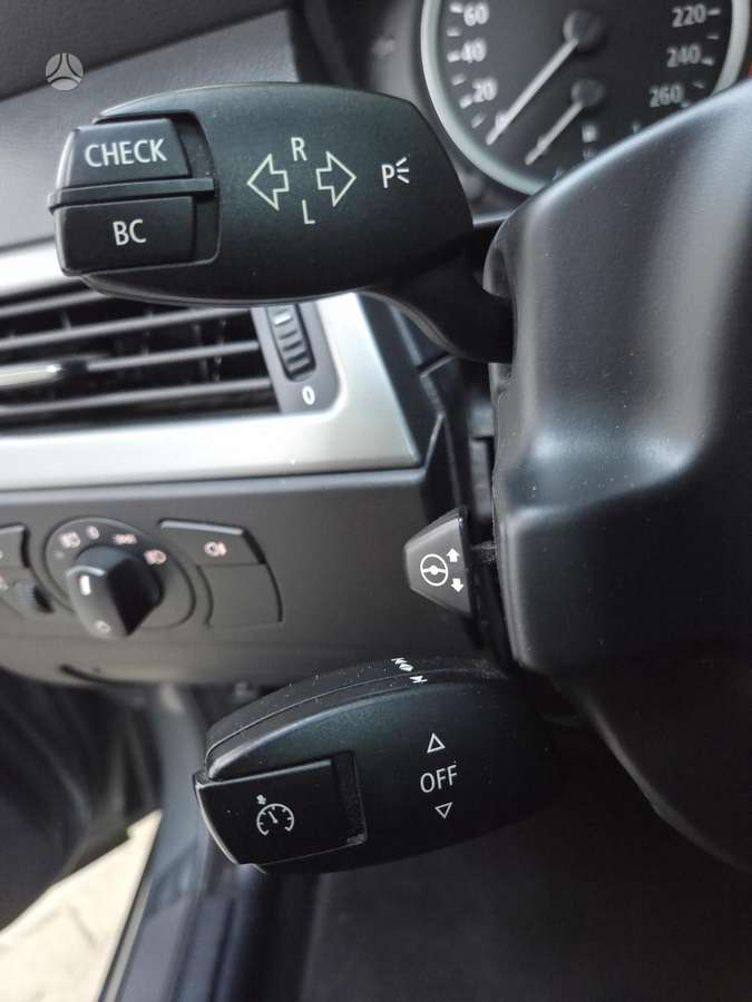 BMW 523, 2.5 l., Седан