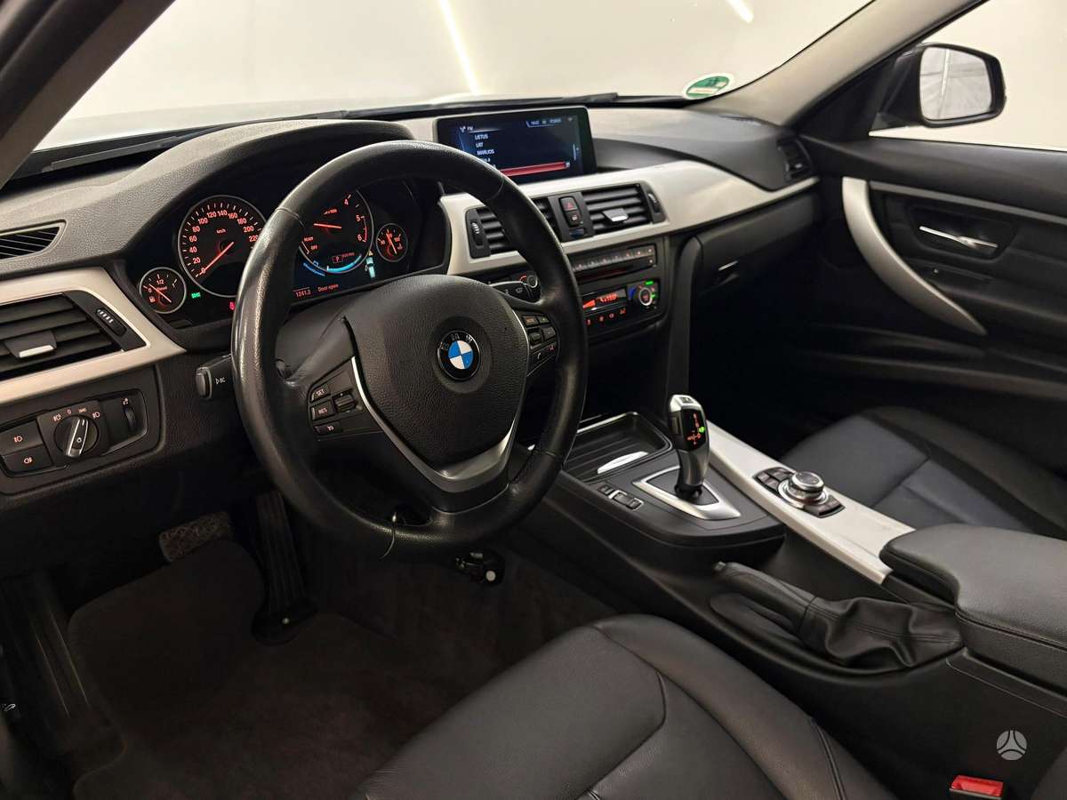BMW 320, 2.0 l., wagon