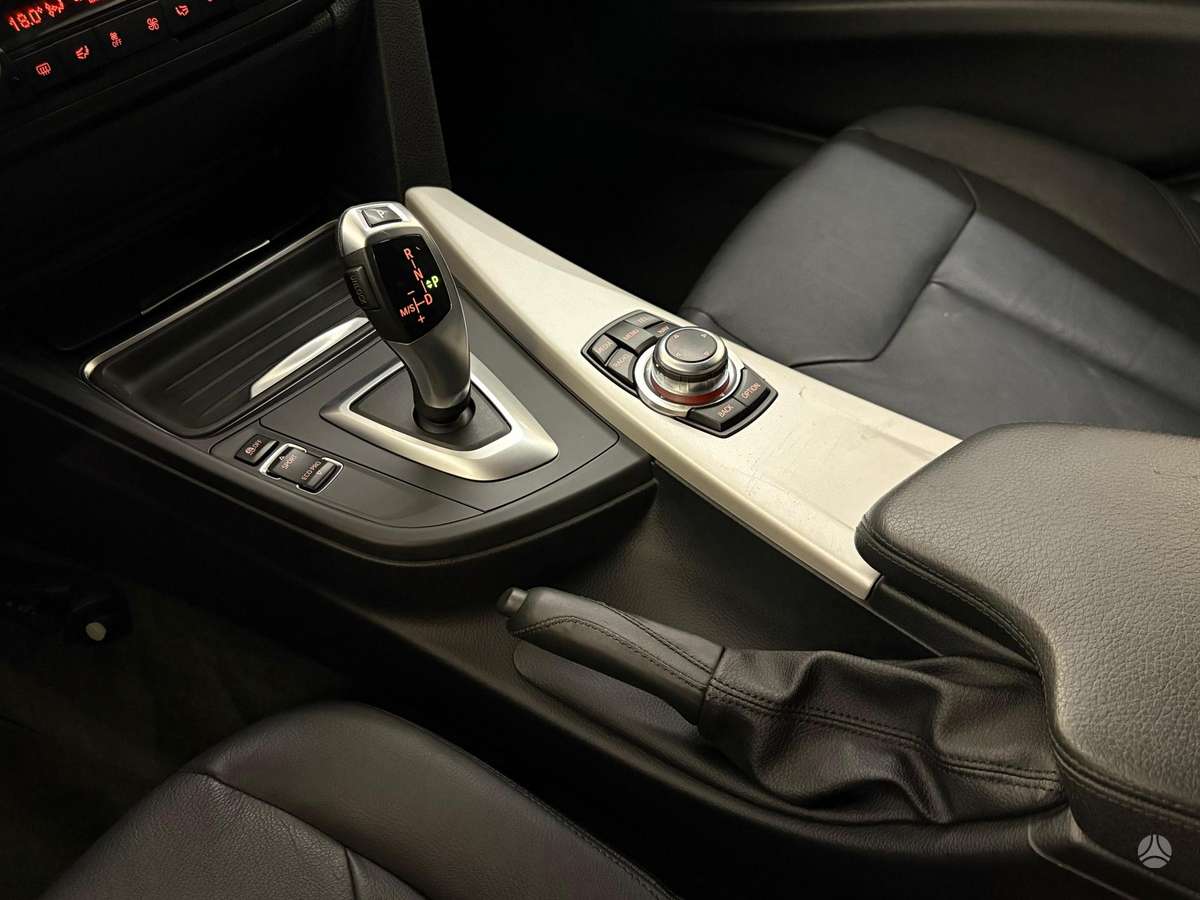 BMW 320, 2.0 l., wagon