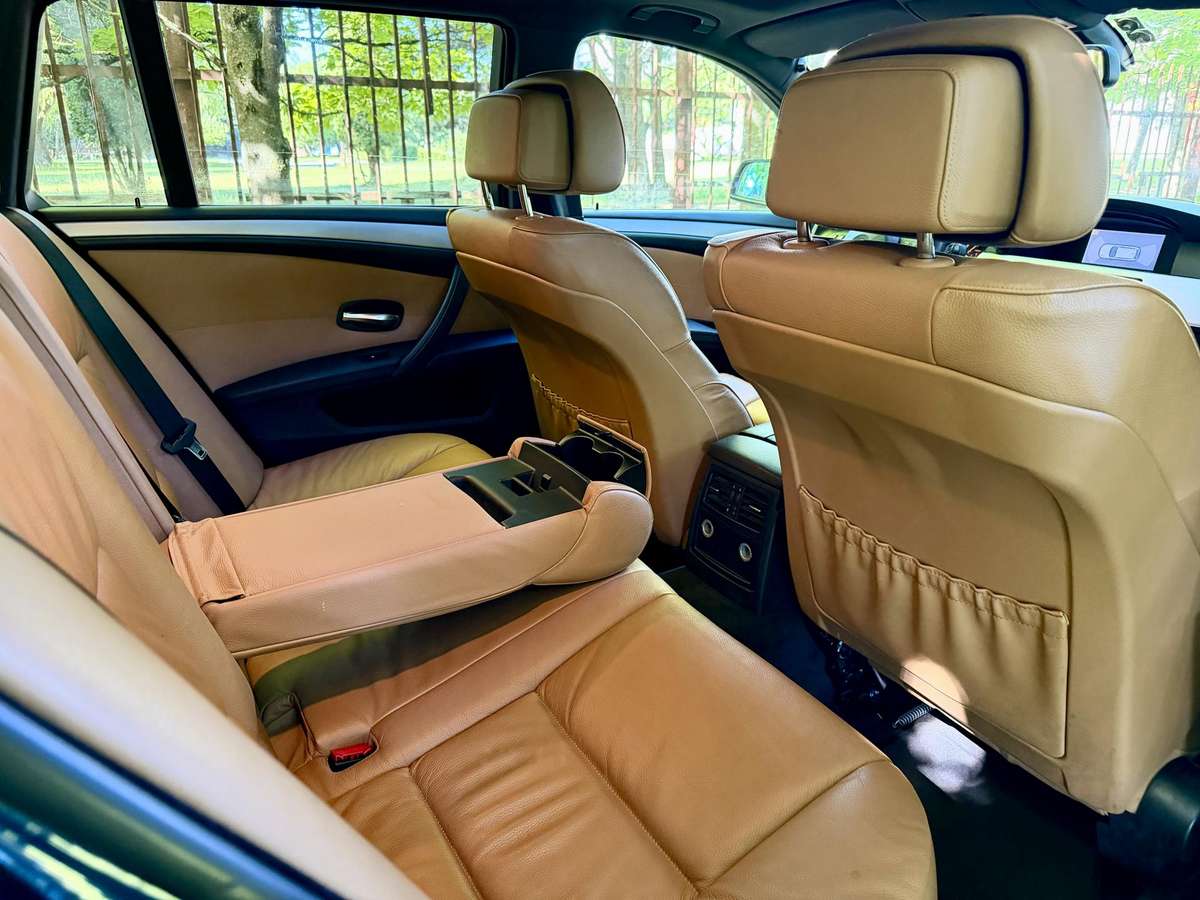 BMW 520, Универсал