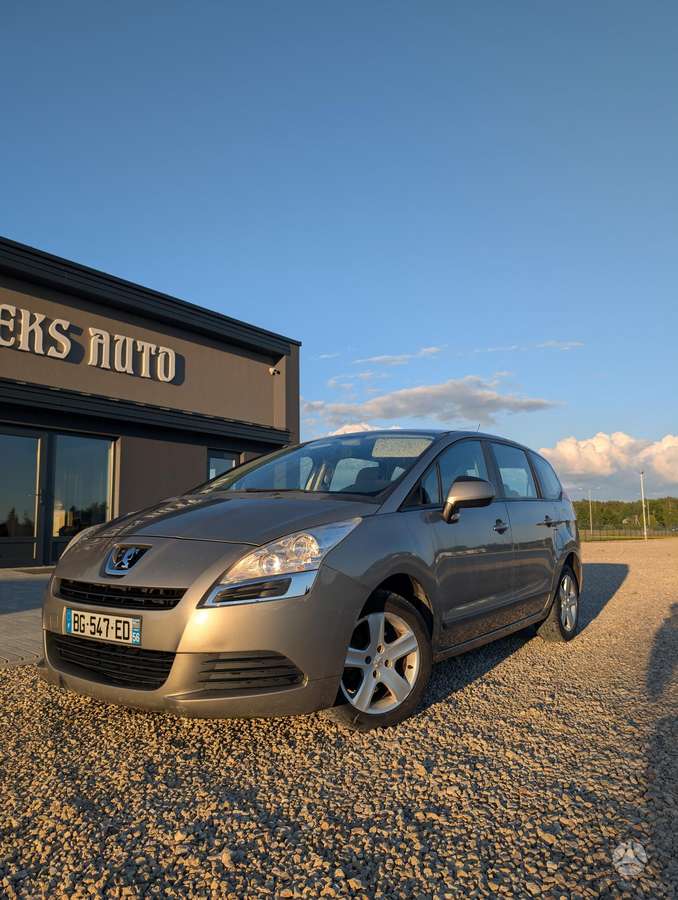 Peugeot 5008 - 1