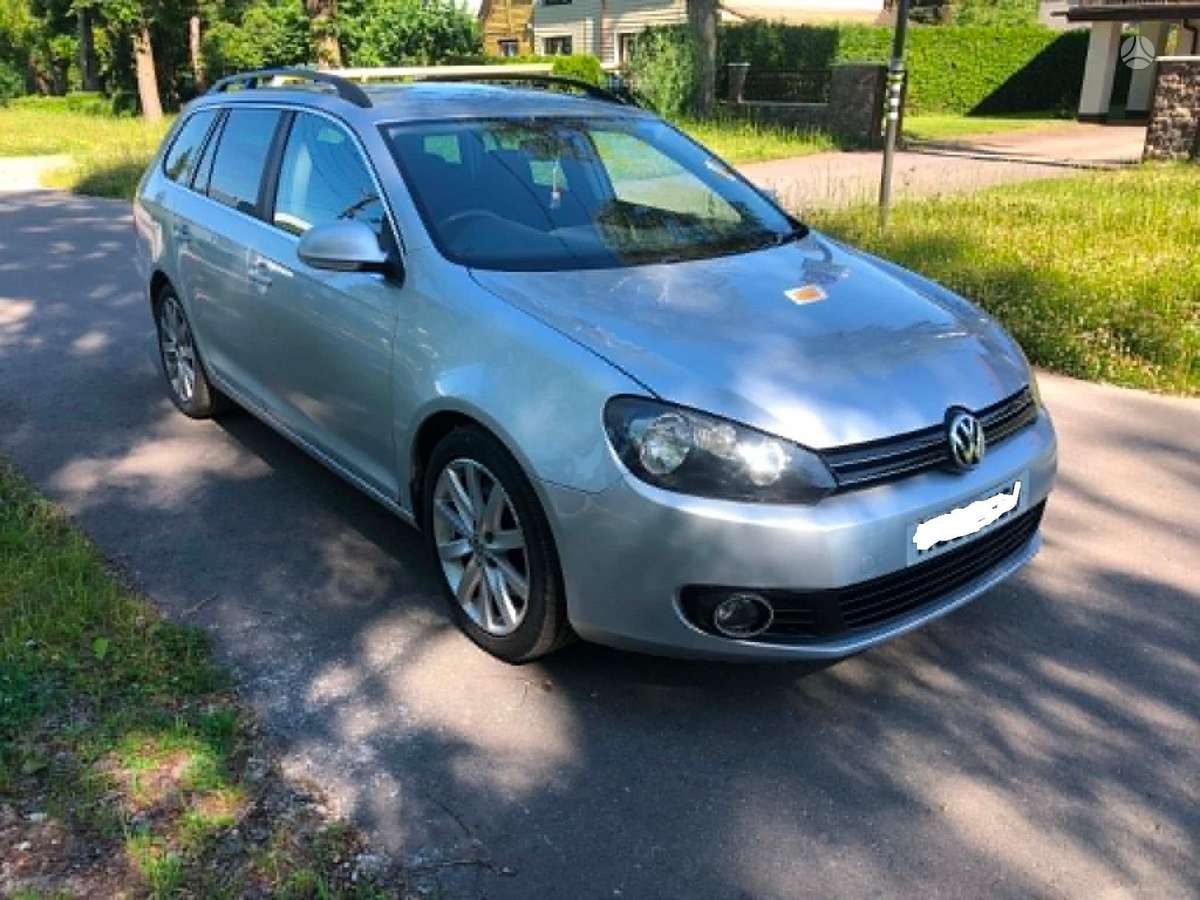 Volkswagen Golf - 2