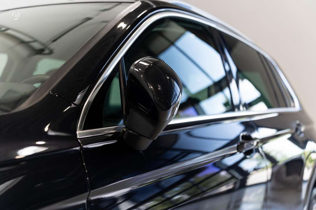 Volkswagen Tiguan - 7