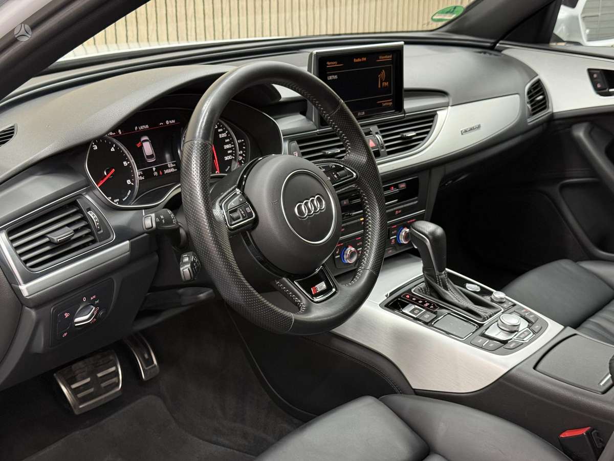 Audi A6, 3.0 l., universalas