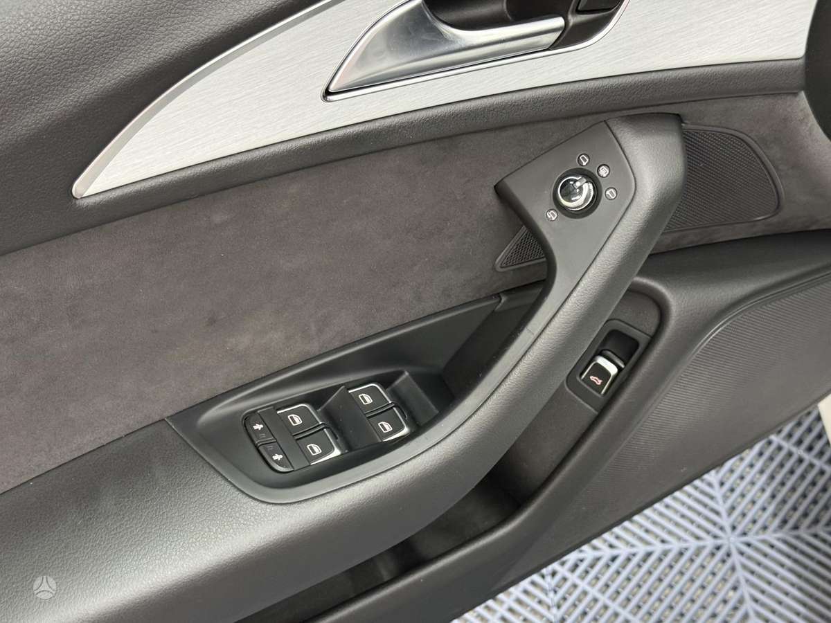 Audi A6, 3.0 l., universalas
