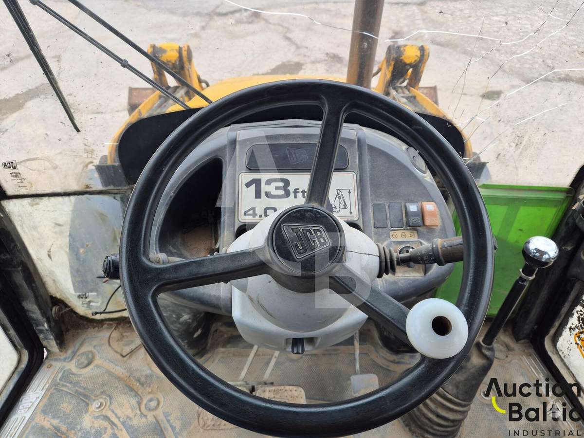 JCB 3 CX, excavator loader