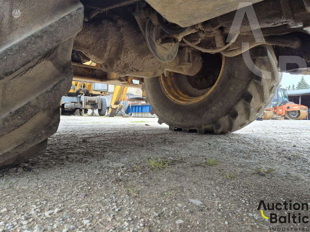 JCB 3 CX, excavator loader