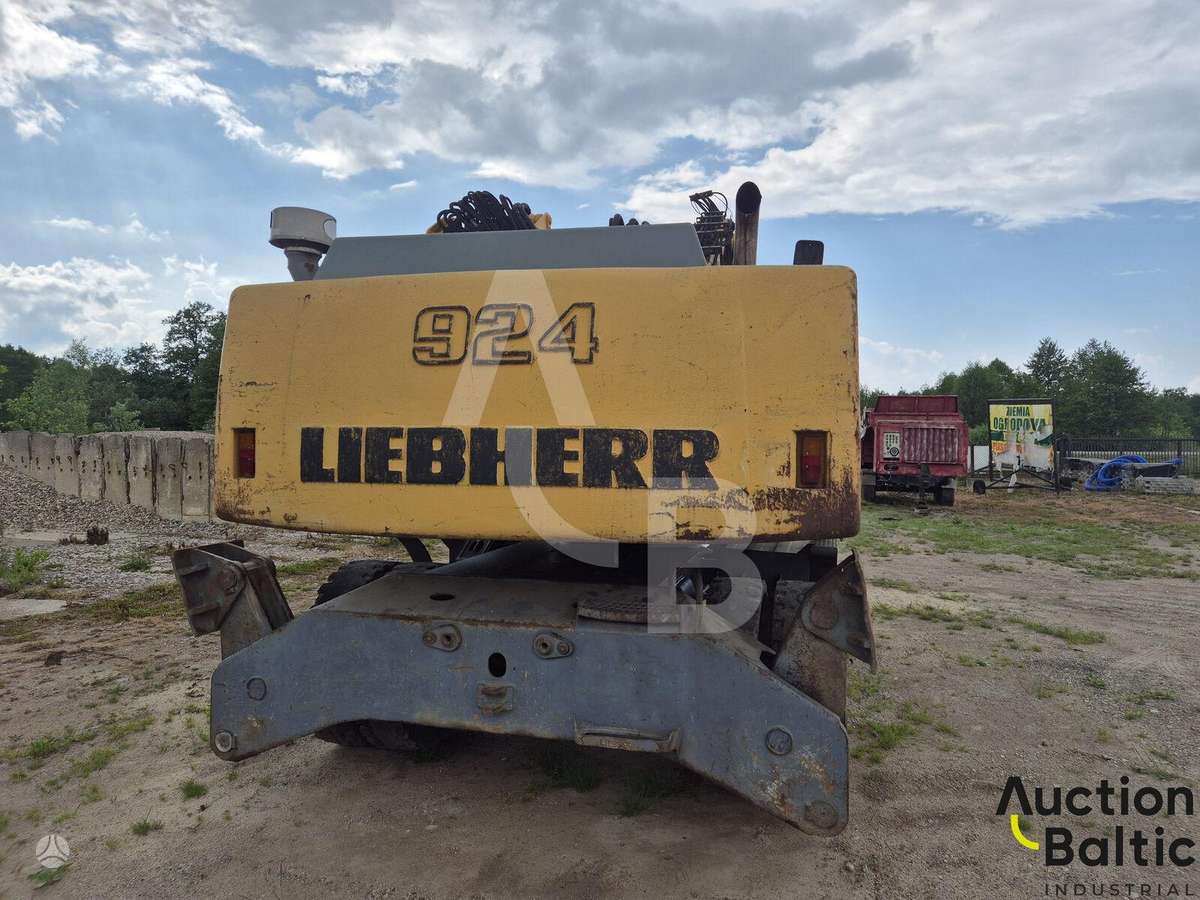 Liebherr 924, экскаваторы