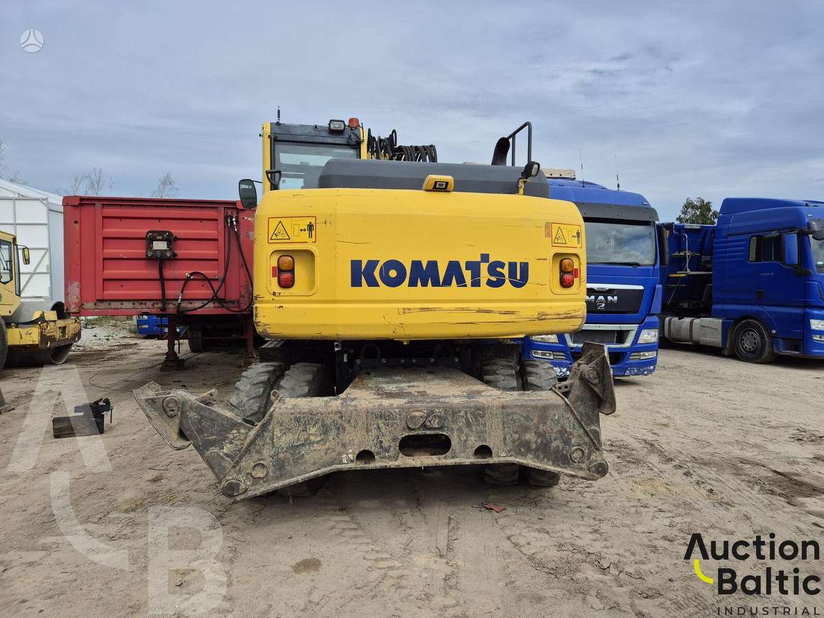 Komatsu PW160, excavator