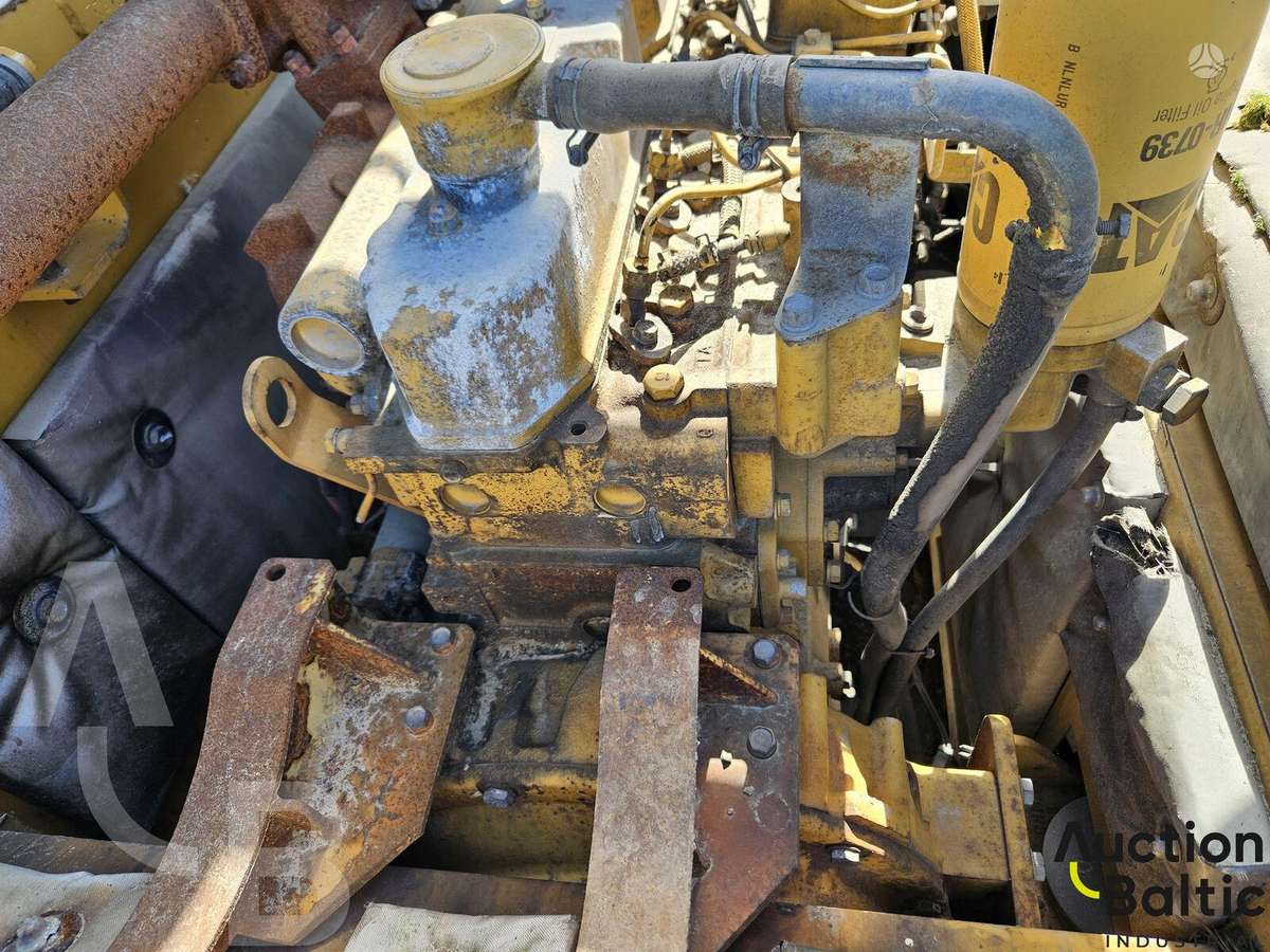Caterpillar 318 C, ekskavatoriai