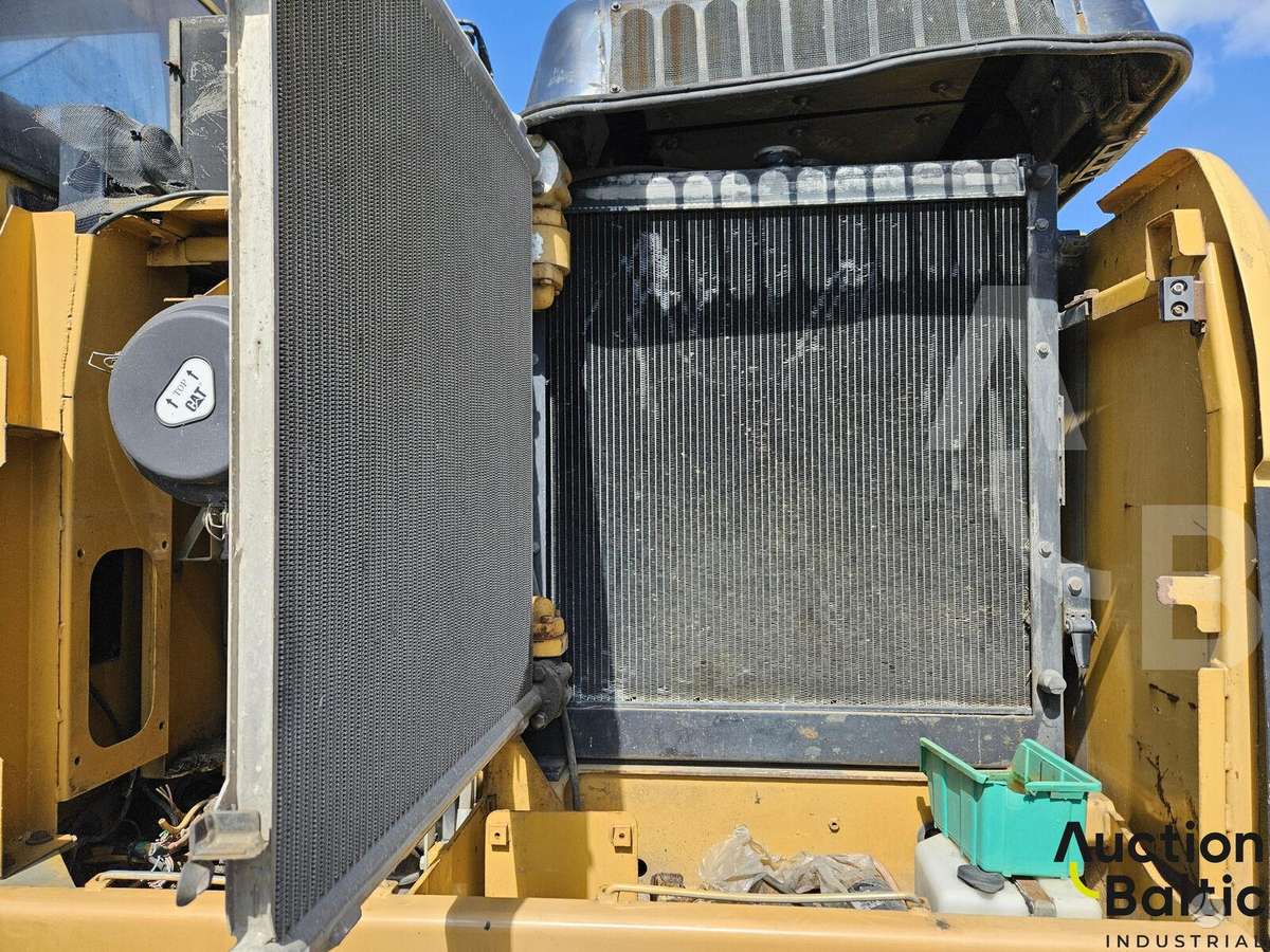 Caterpillar 318 C, экскаваторы