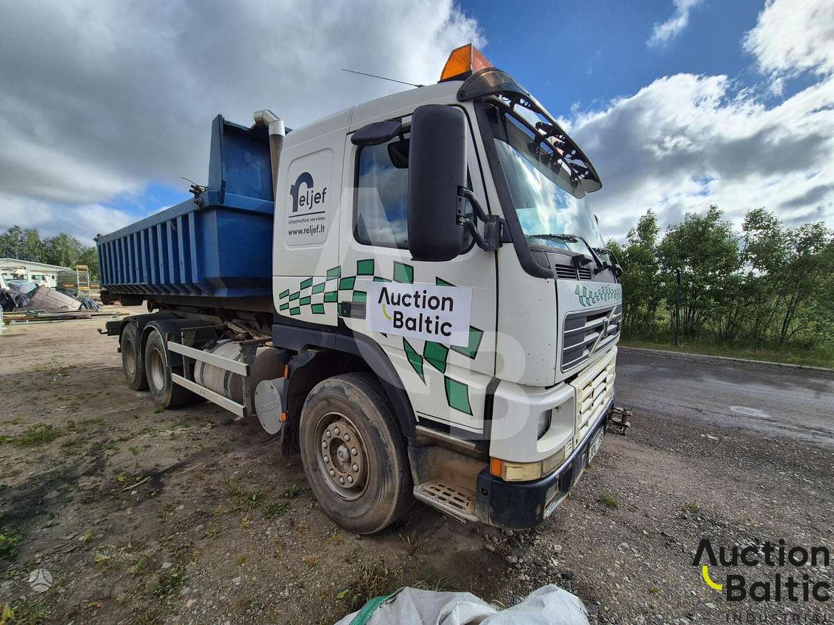 Volvo FM12, самосвалы