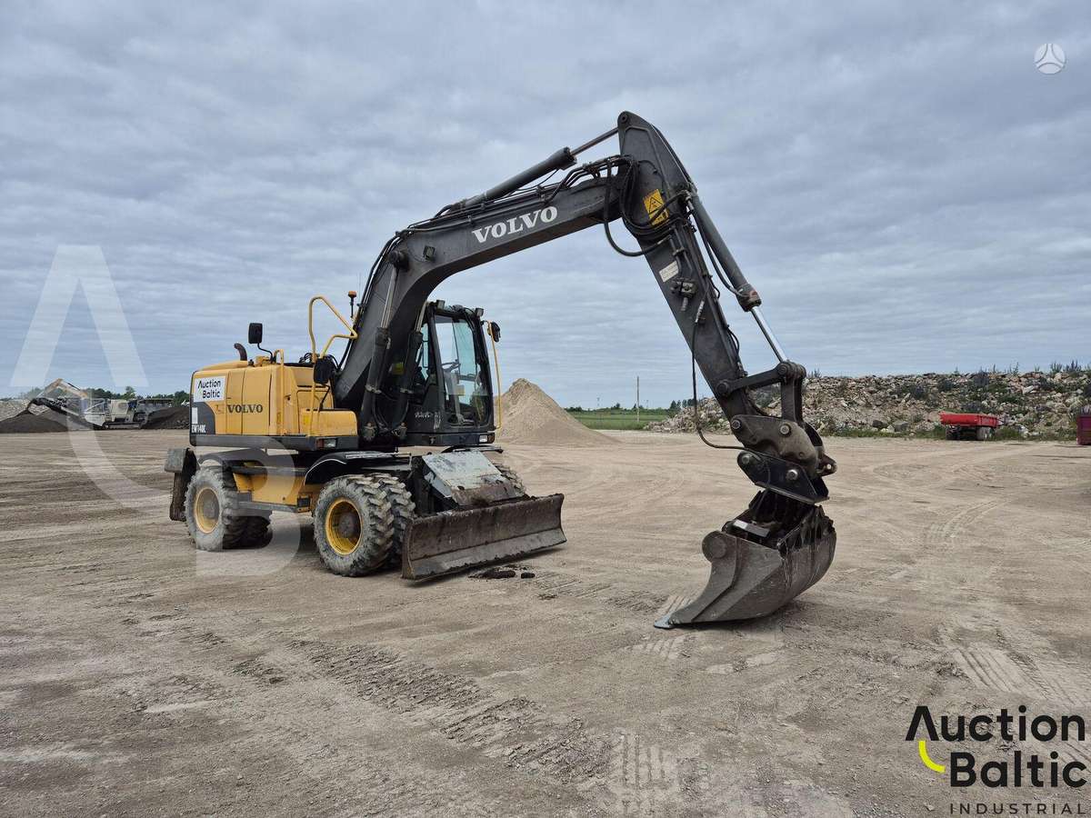 Volvo EW 140 C, excavator